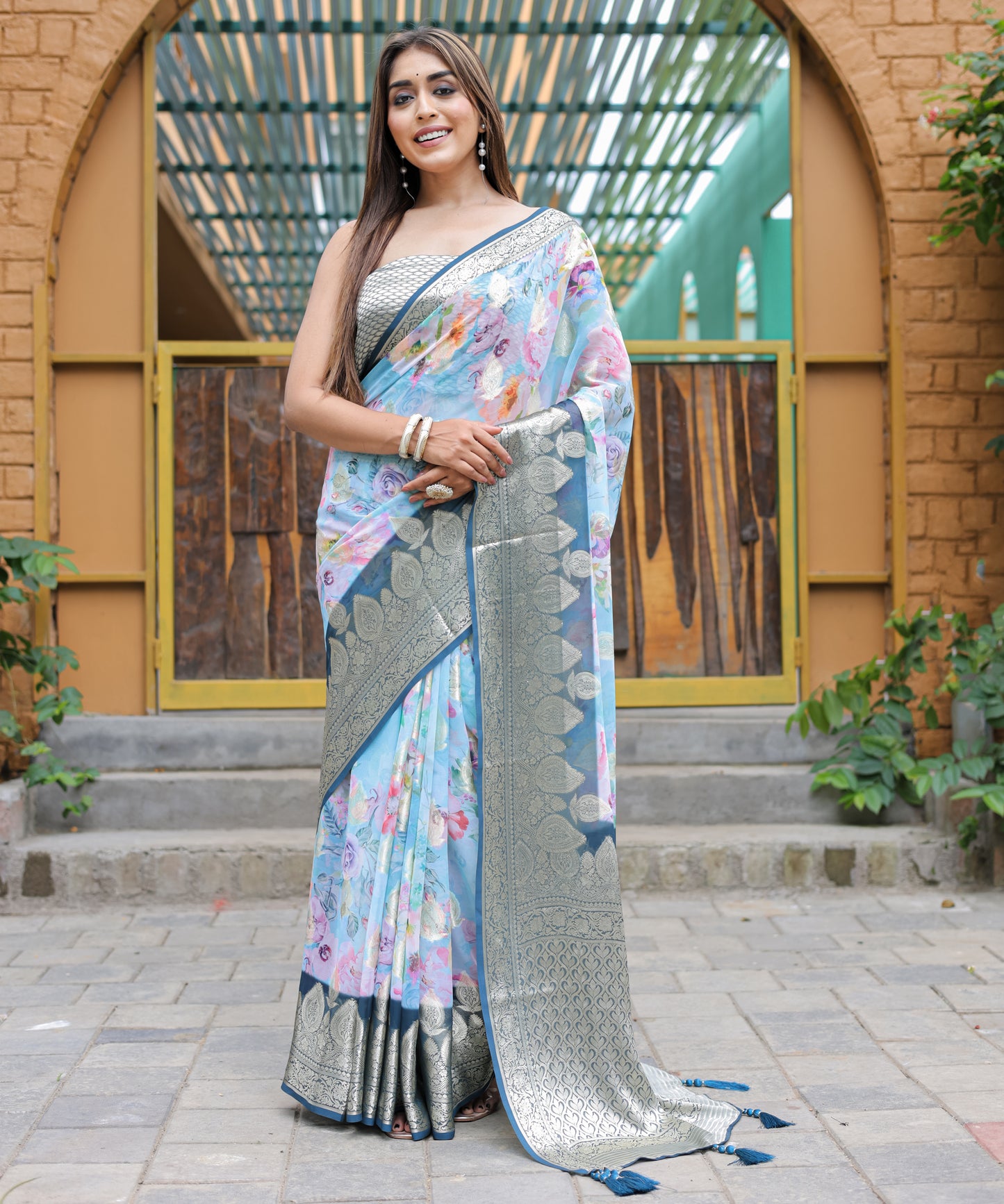 Blie Pure weaving  georgett silk saree