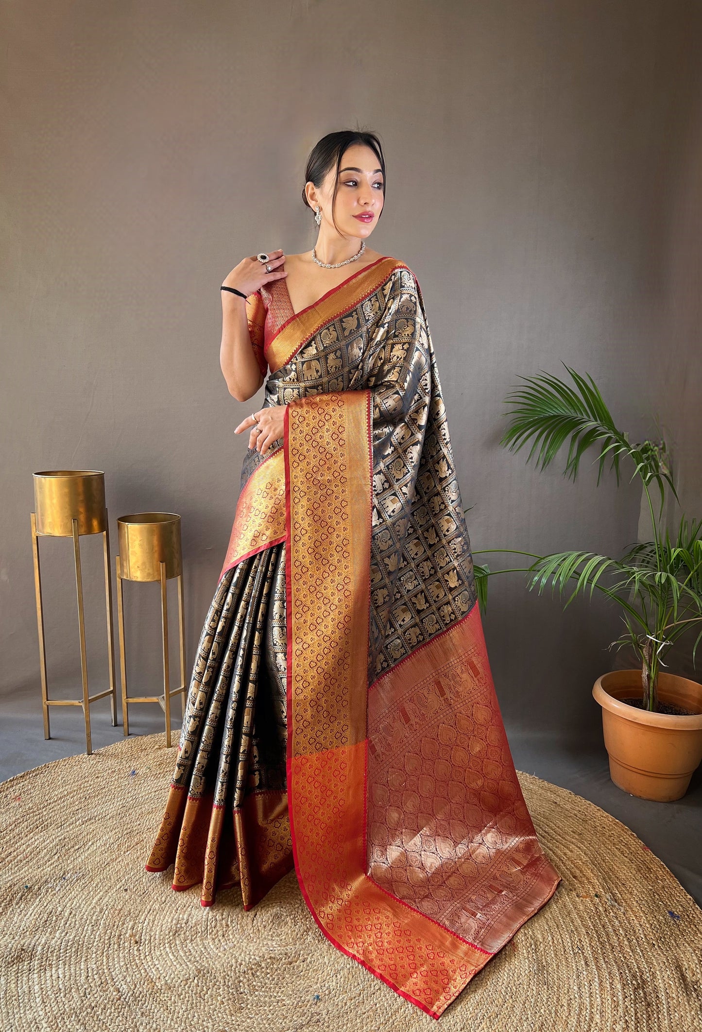 Black Pattu silk saree