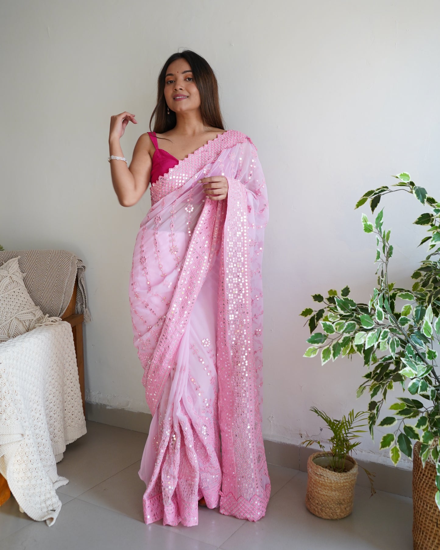 PINK Superb Soft Refined Georget Silk Saree