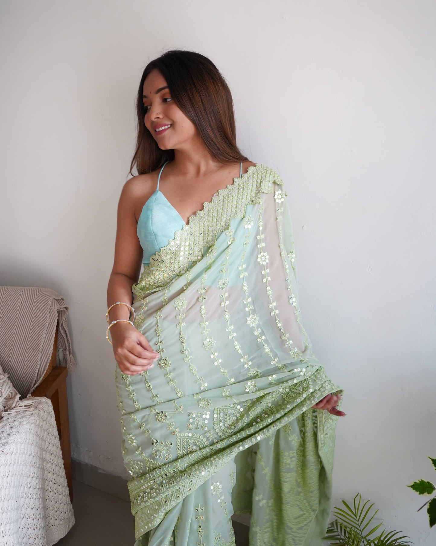 GREEN Superb Soft Refined Georget Silk Saree