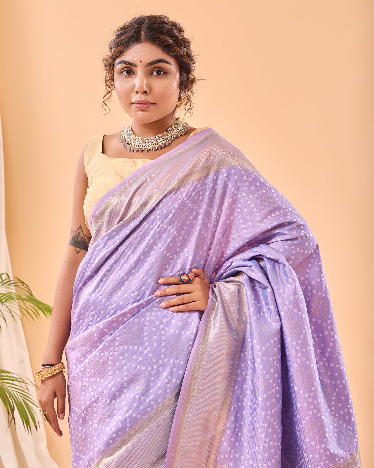 Levender  pure heavy bandhani weaving saree with paithani pallu.