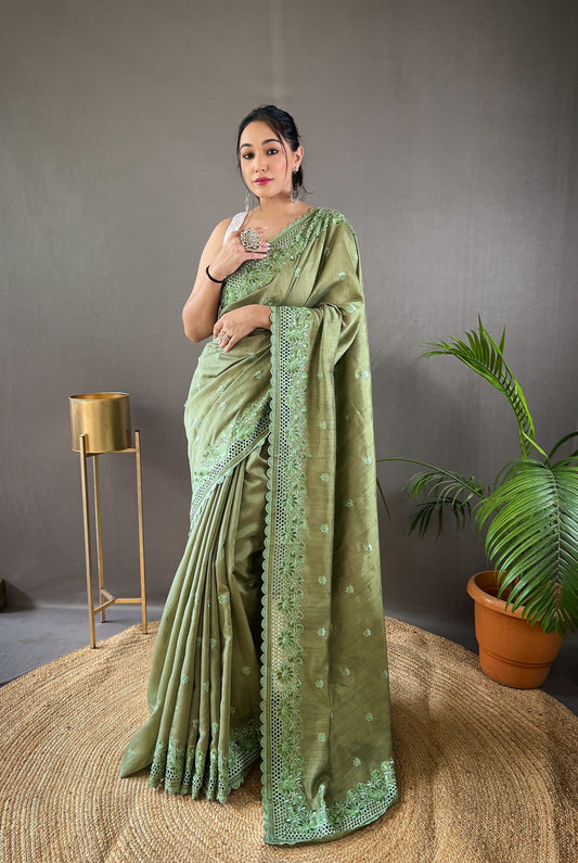 Mehendi Purr matka silk soft saree