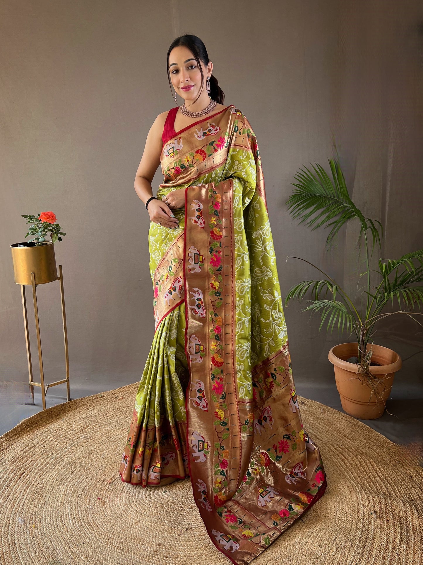 Pista Beautiful Lucknowi Concept weaving saree