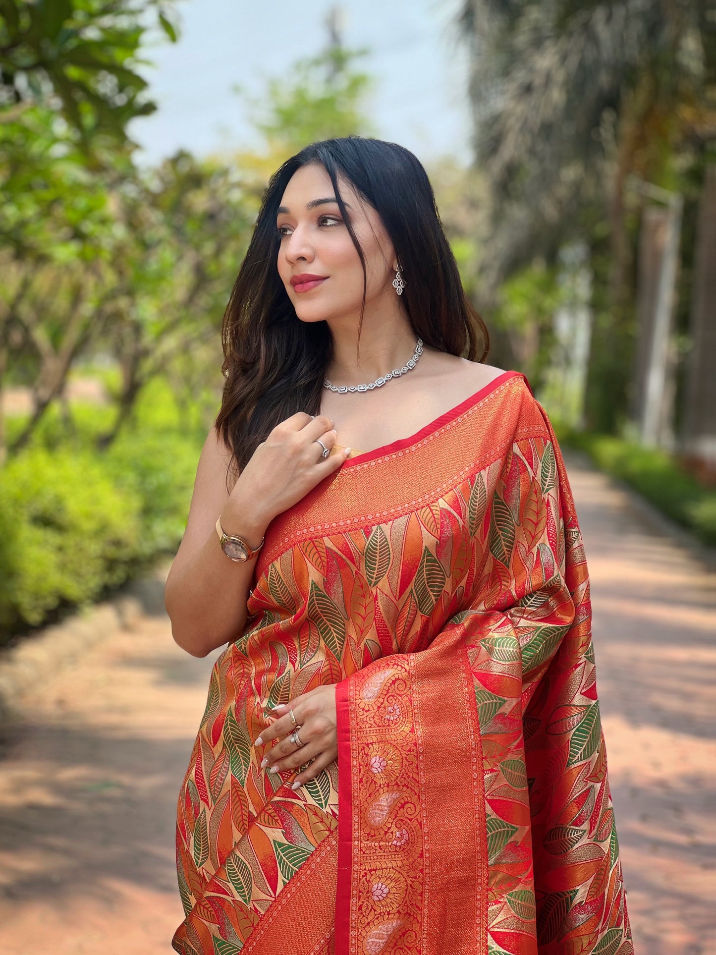 Red Kanchipattu silk saree