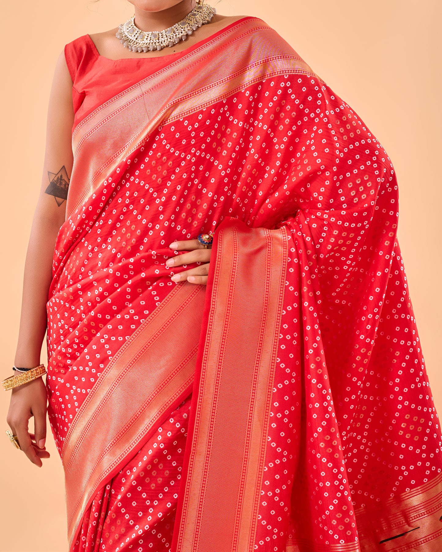 Red pure heavy bandhani weaving saree with paithani pallu.