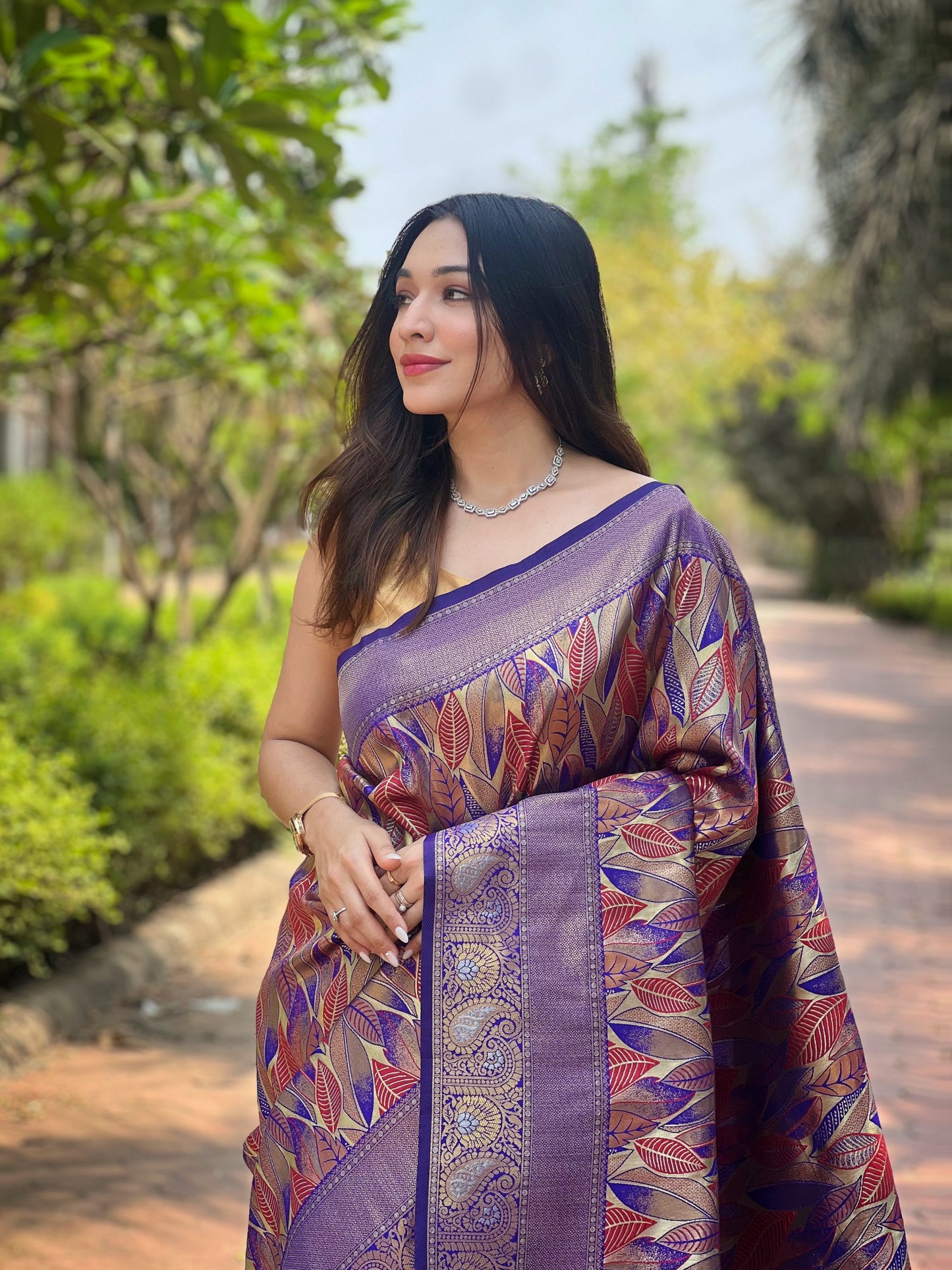 Violet Kanchipattu silk saree