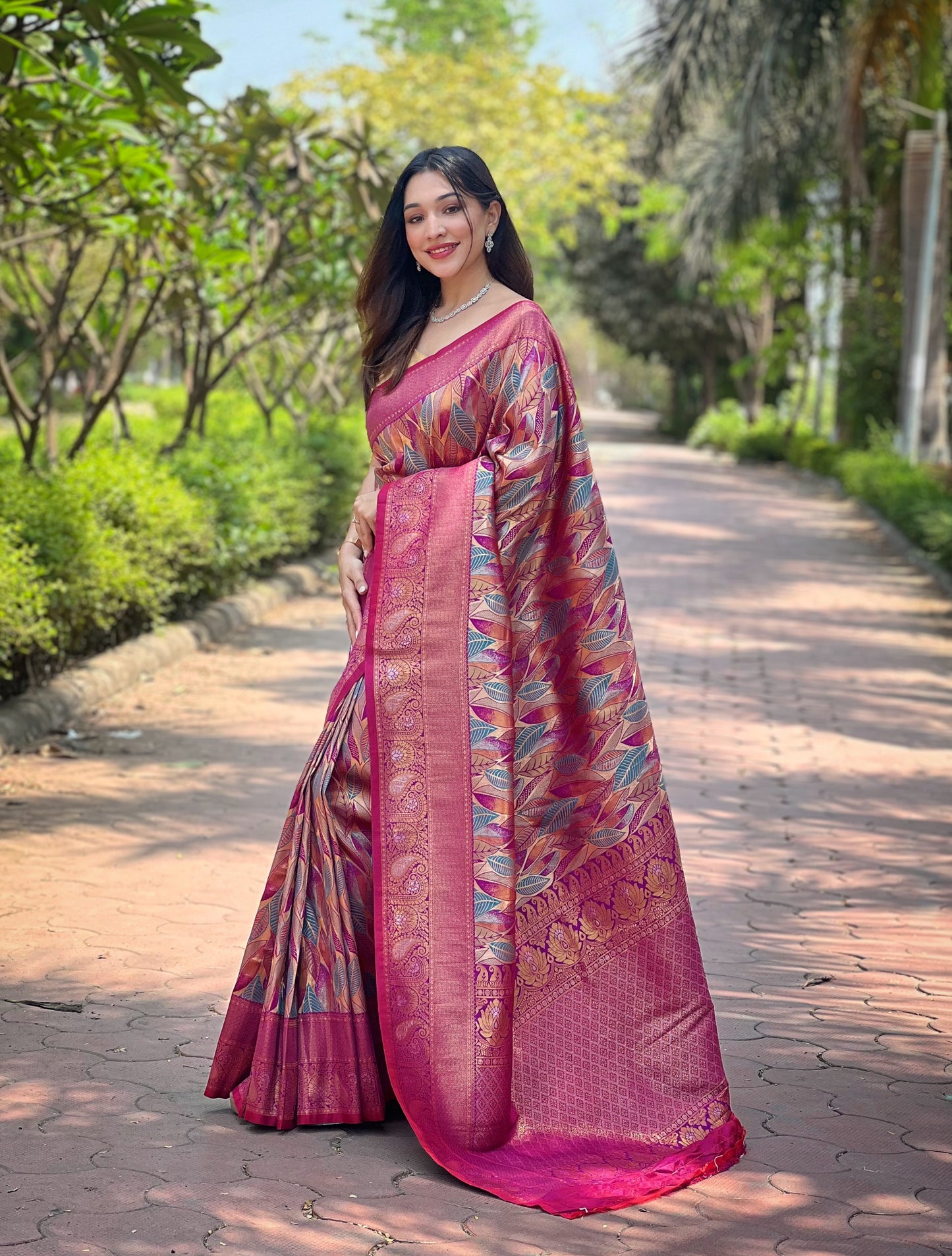 Wine Kanchipattu silk saree