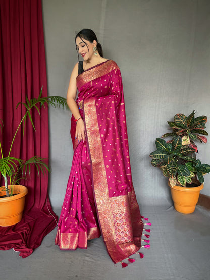 PURE SOFT  SILK SAREE WITH COPPER AND GOLDEN ZARI WEAVED BORDER AND RICH PALLU WITH BEAUTIFUL MOTIFS AND ELEGANT COLOR